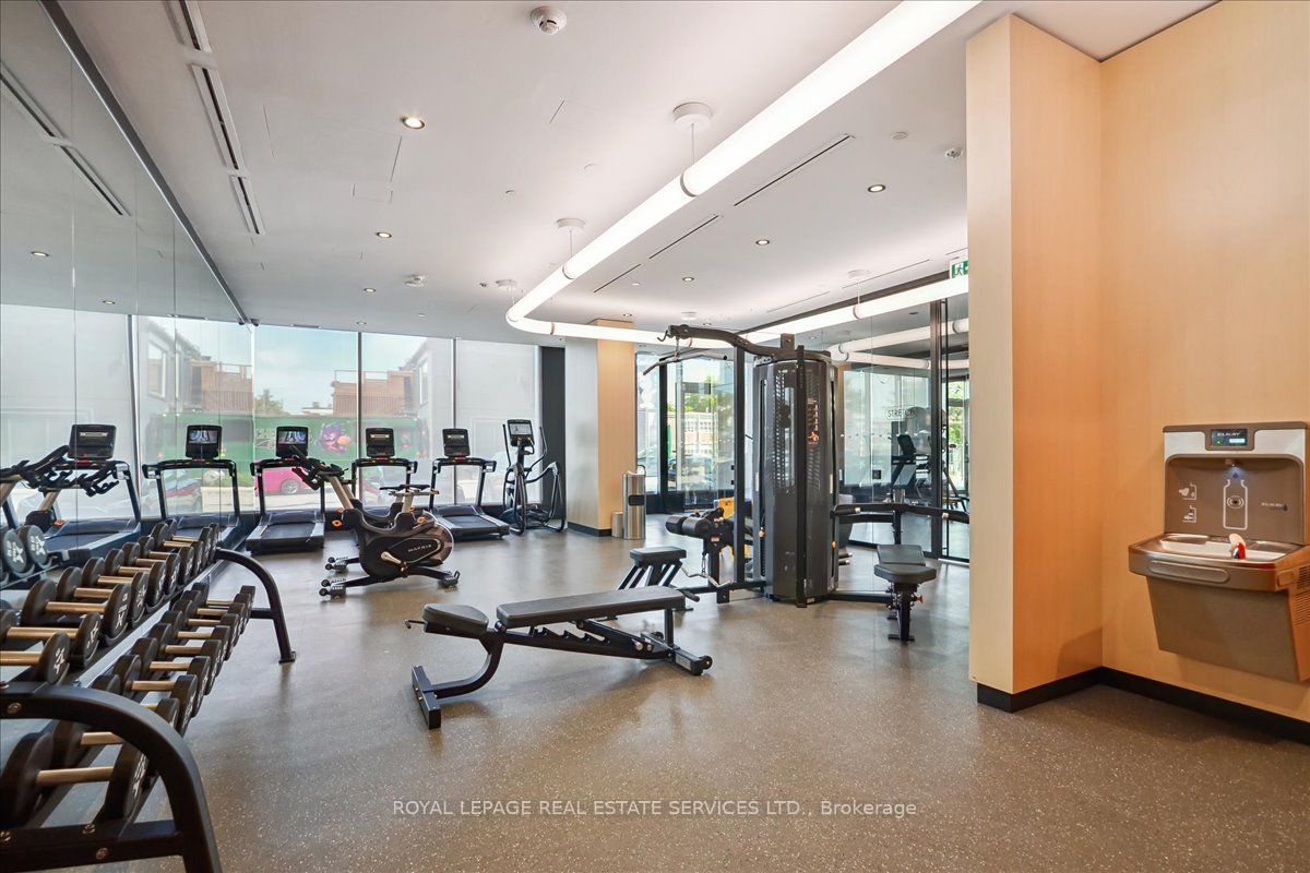 Toronto, ON M8Y 1L1, Canada, 2 Bedrooms Bedrooms, ,1 BathroomBathrooms,Residential,Active,215363