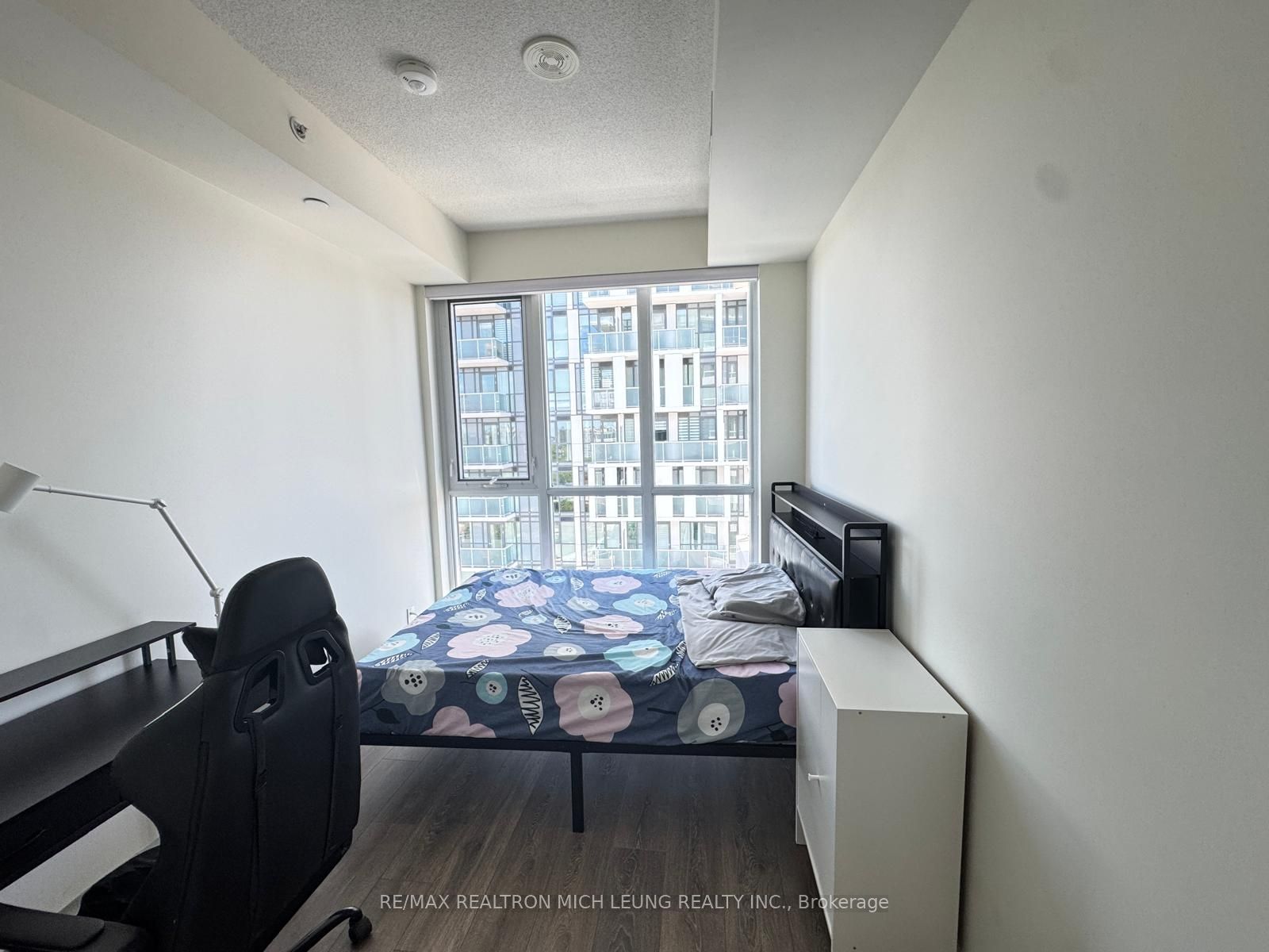 180 Fairview Mall Drive 1710