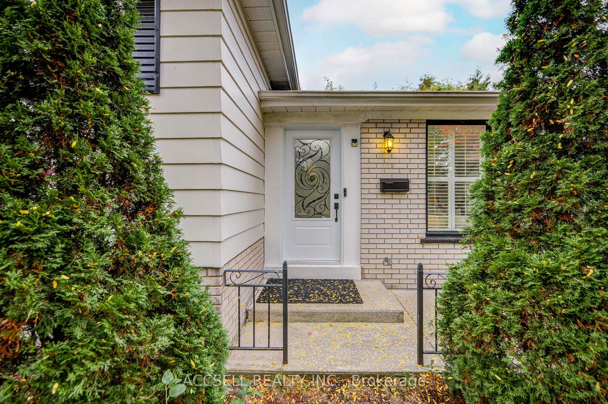 440 Sunset Drive