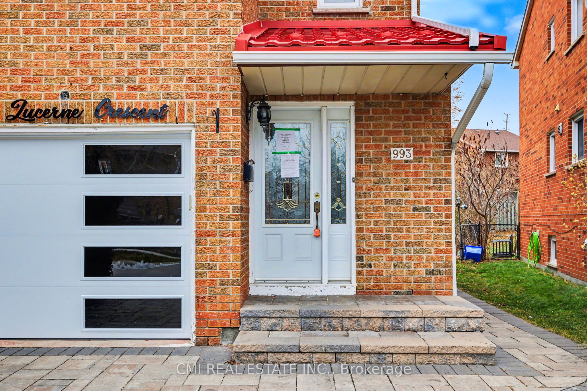 993 Lucerne Crescent