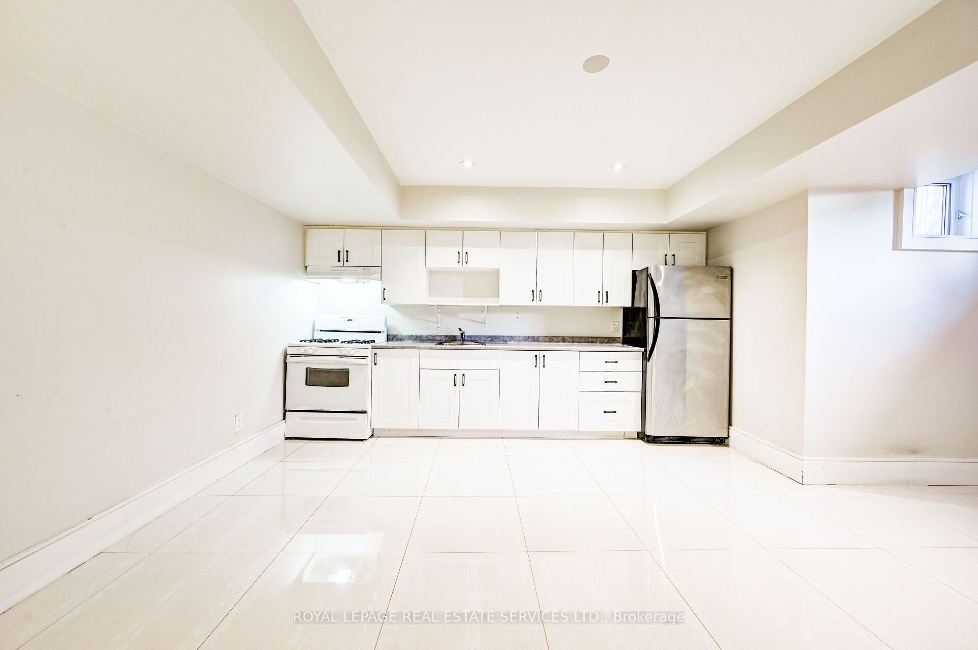 63 Burrows Avenue L