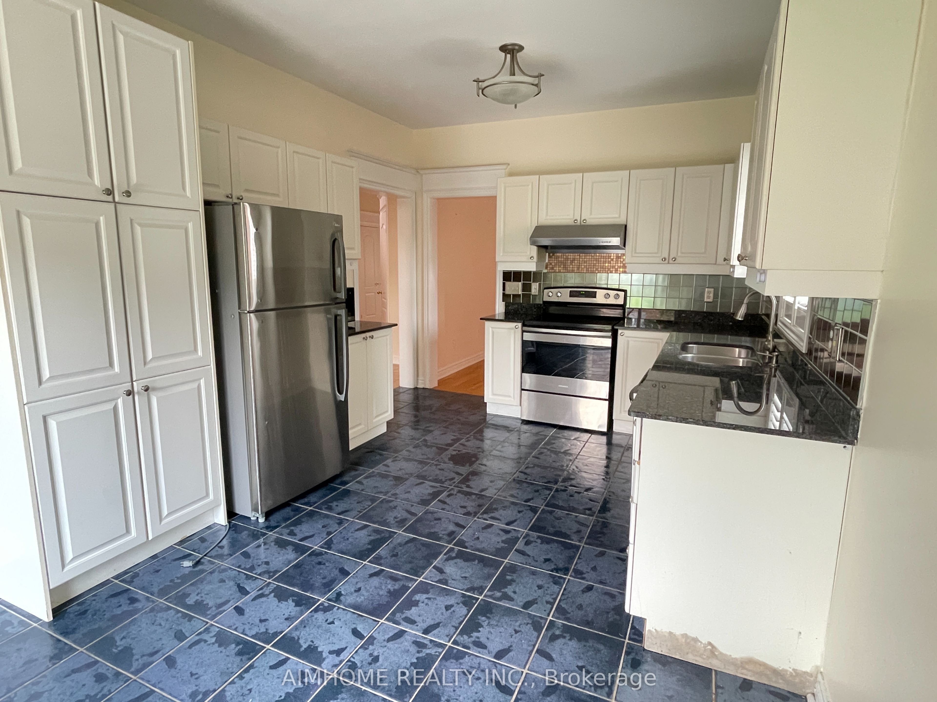 120 Sweet Water Crescent