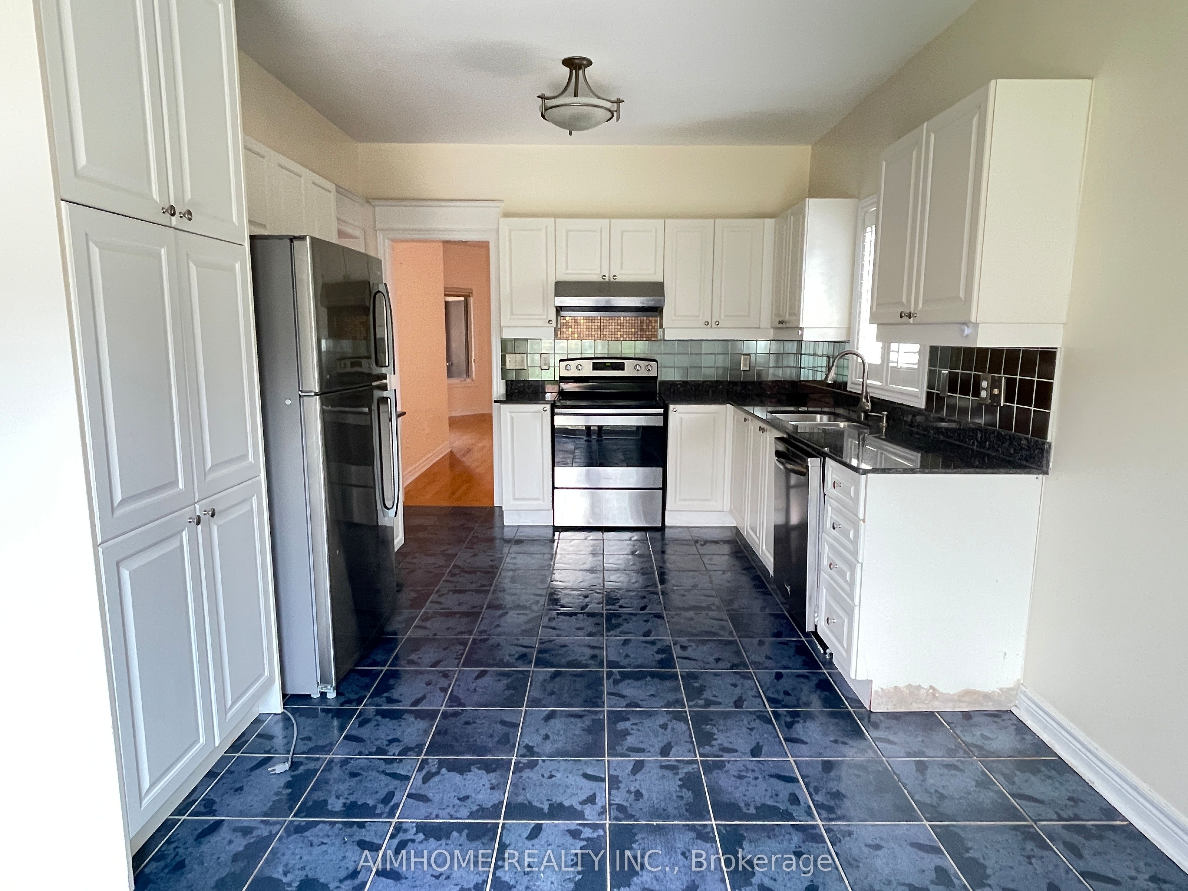 120 Sweet Water Crescent