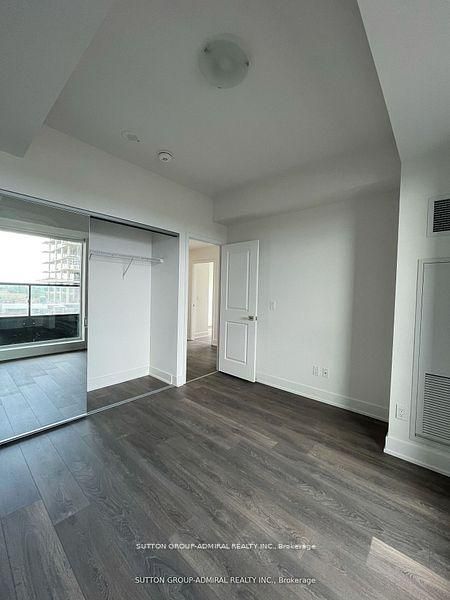 297 Oak Walk Drive 604