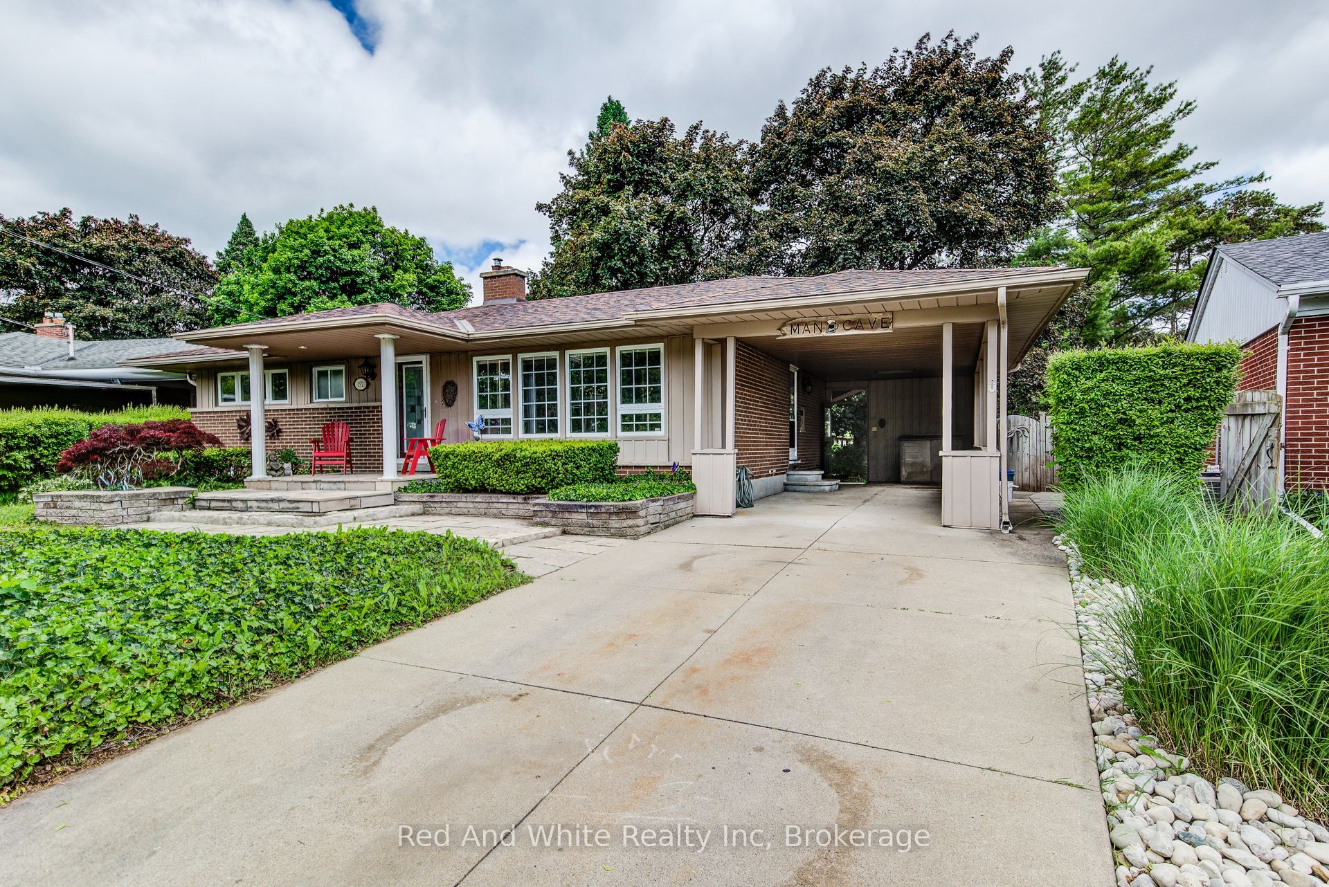 192 Warren Road