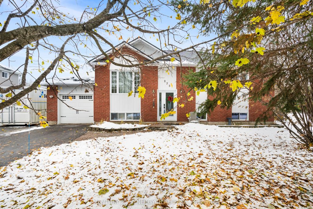 Photo of 273 Oakwood Drive, Clarence-Rockland, ON K4K 1K9 (MLS # X12557174)