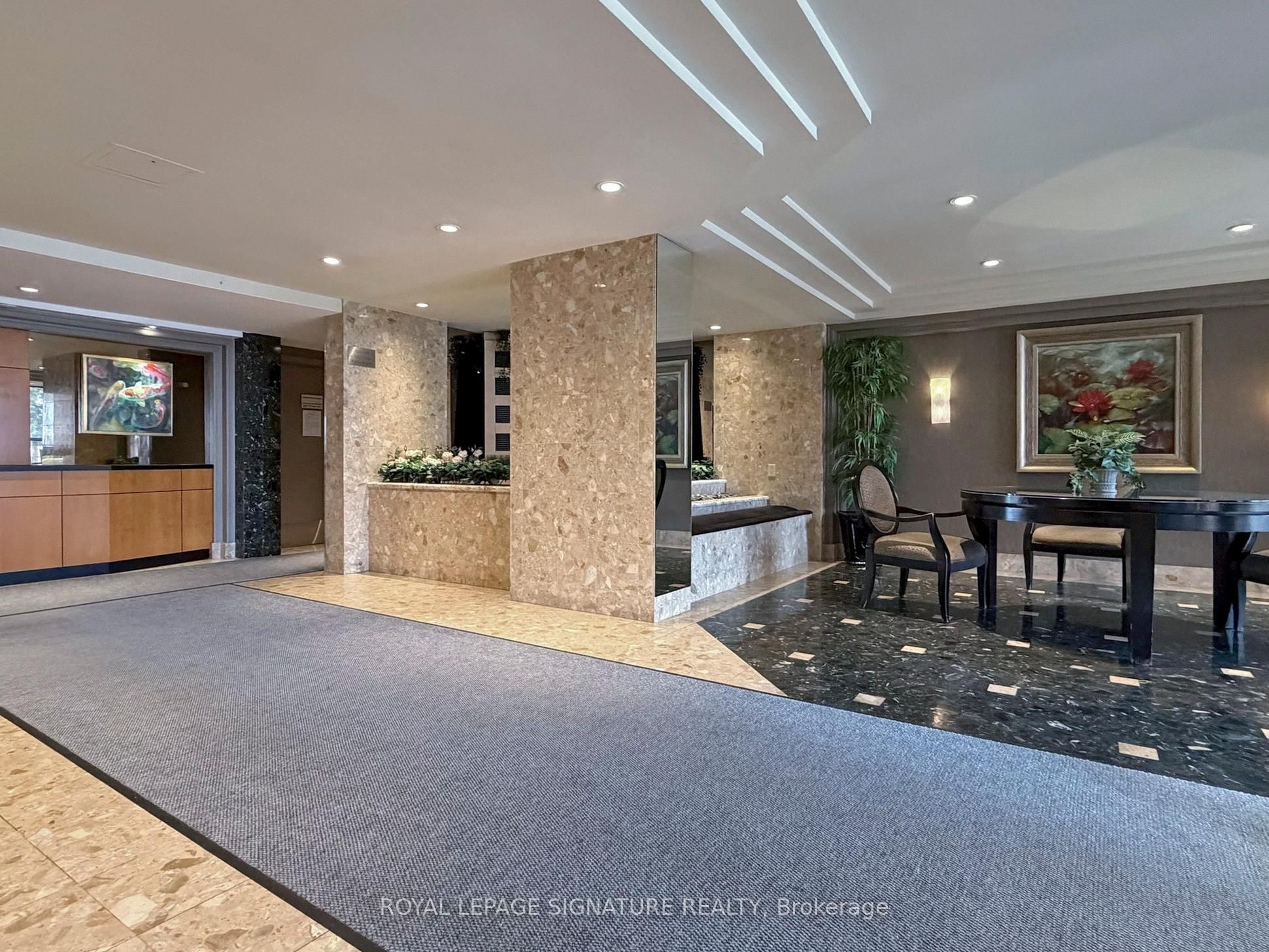 6 Humberline Drive 303