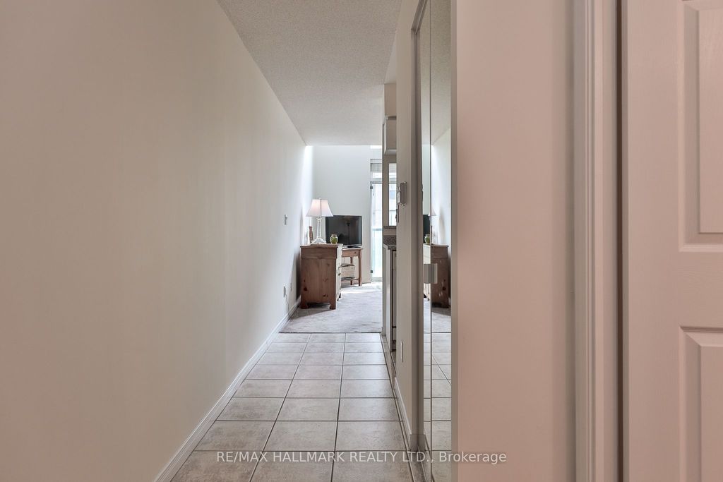 Photo of 109 Front Street E #528, Toronto, ON M5A 4P7 (MLS # C13102596)