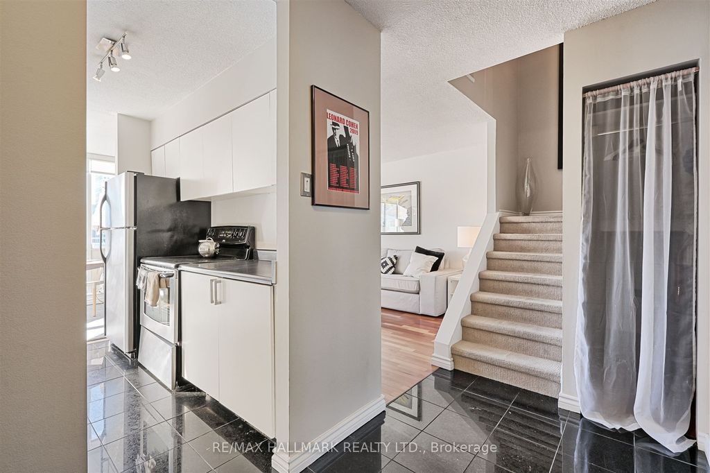 Photo of 86 Gerrard Street E #8E, Toronto, ON M5B 2J1 (MLS # C12387602)
