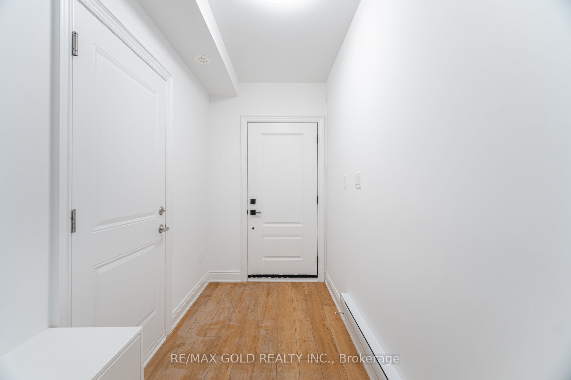 56 Lunar Crescent 172