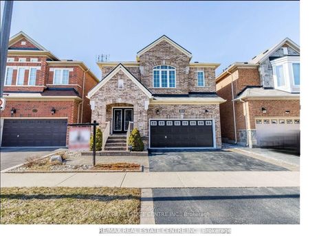 853 Stoutt Crescent Milton ON L9T 7R1
