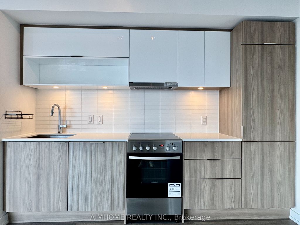 Photo of 159 Wellesley Street E #704, Toronto, ON M4Y 0H5 (MLS # C12784496)