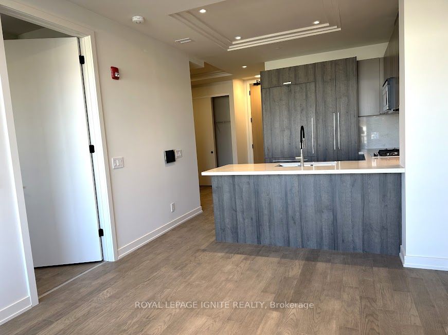 123 MAURICE Drive 306