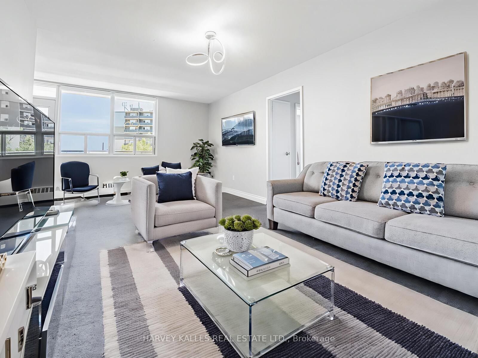 3065 Queen Frederica Drive 505