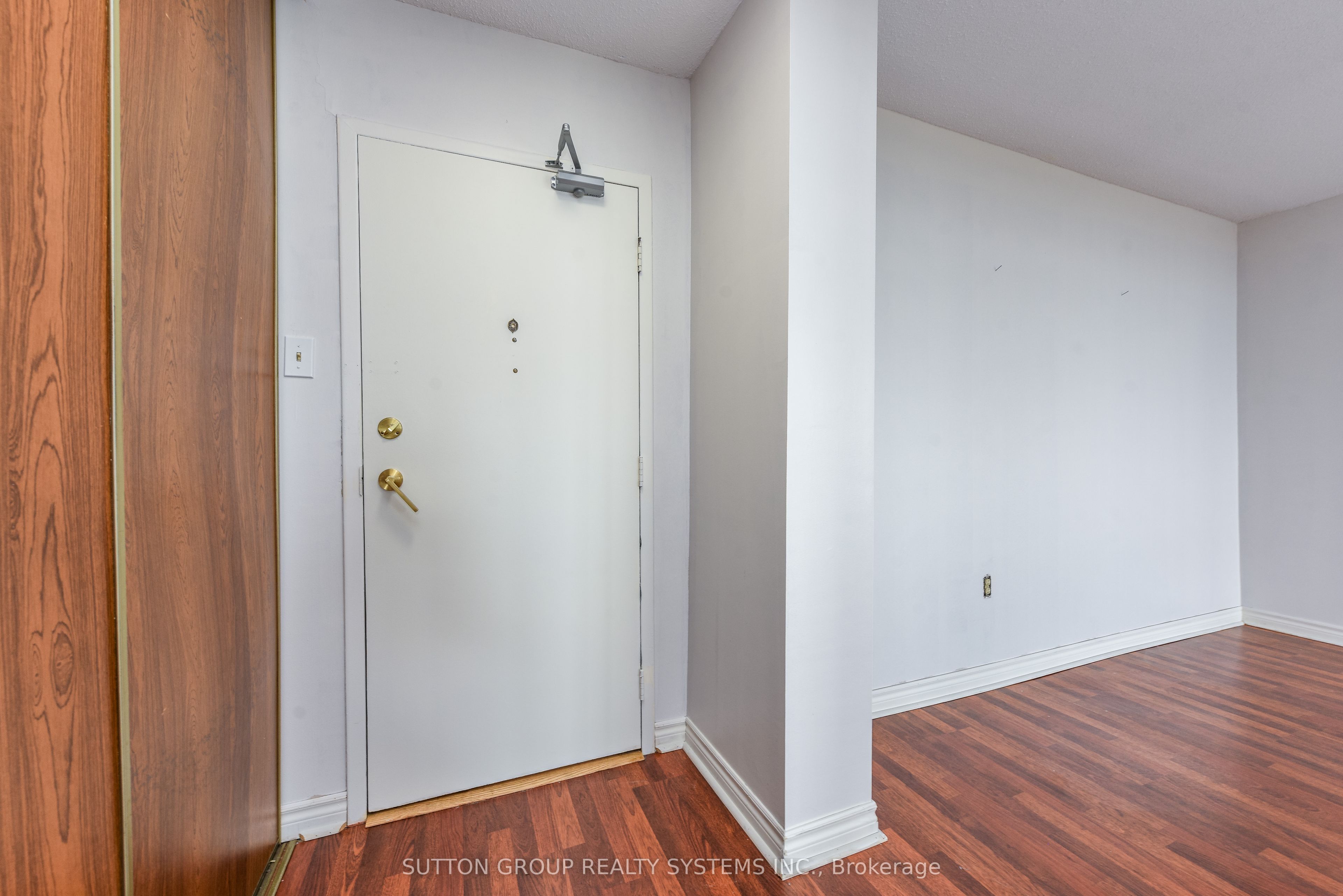 2055 Upper Middle Road 705