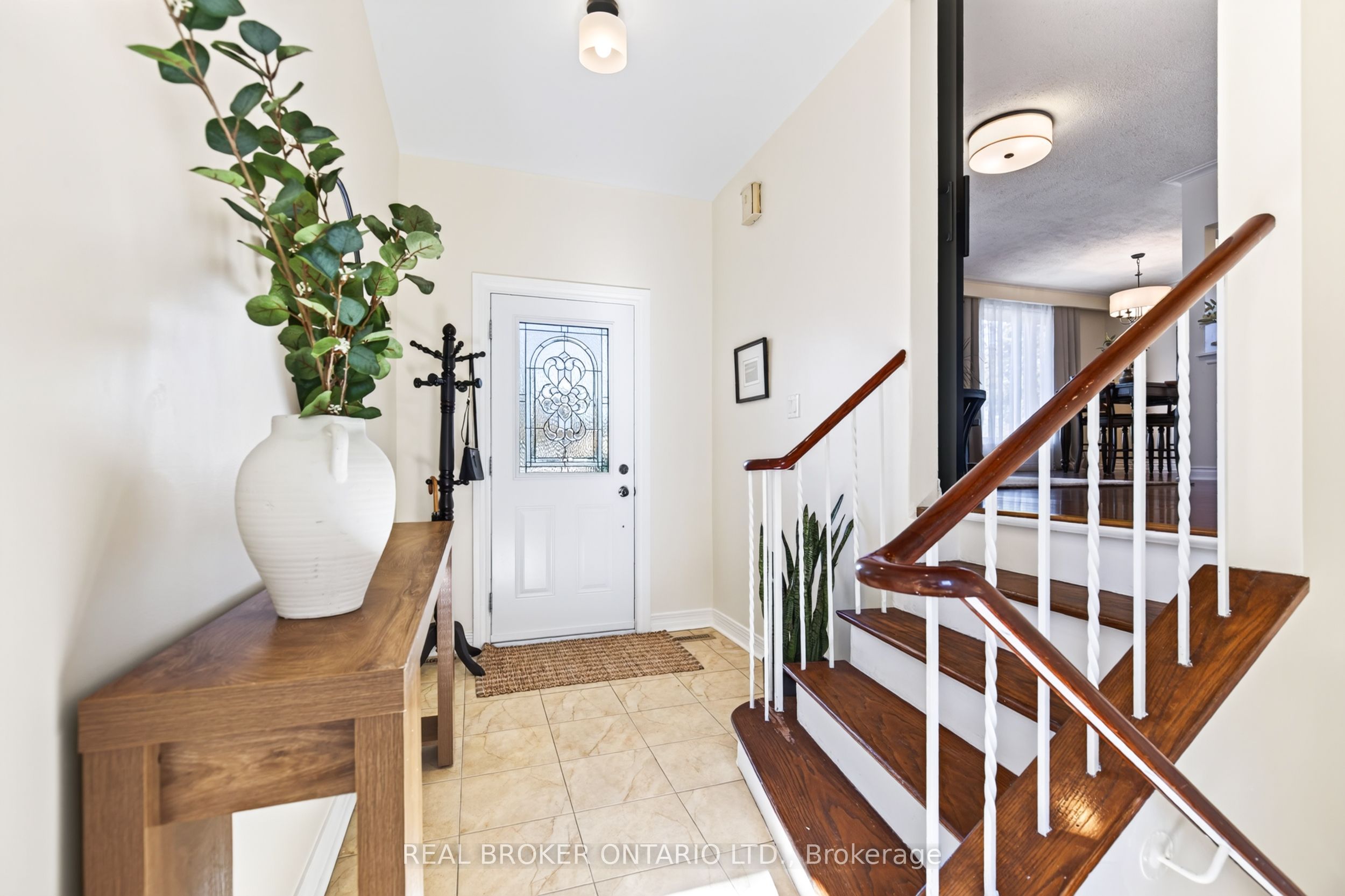 302 Delrex Boulevard