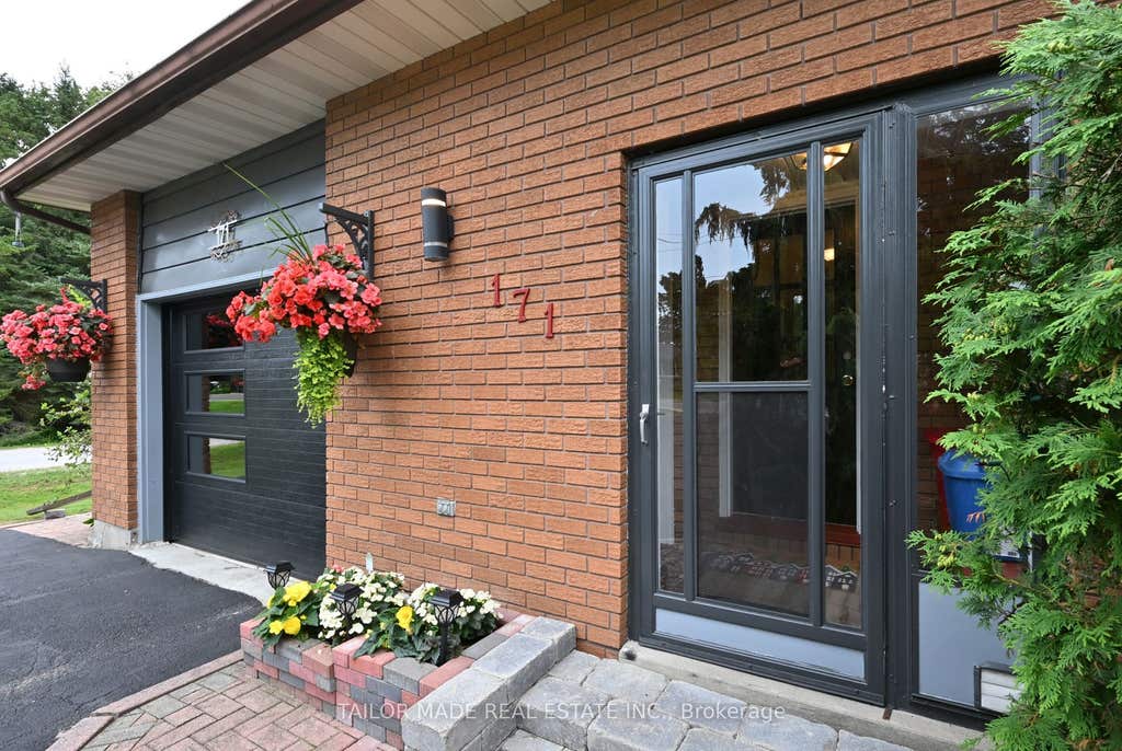 Photo of 171 Murphy Road, Essa, ON L3W 0A2 (MLS # N13690182)