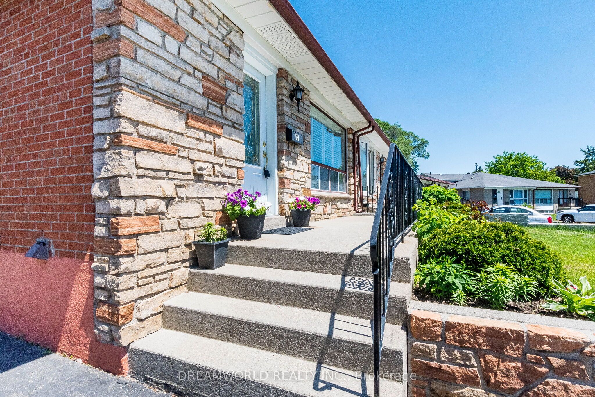 42 Northwood Drive