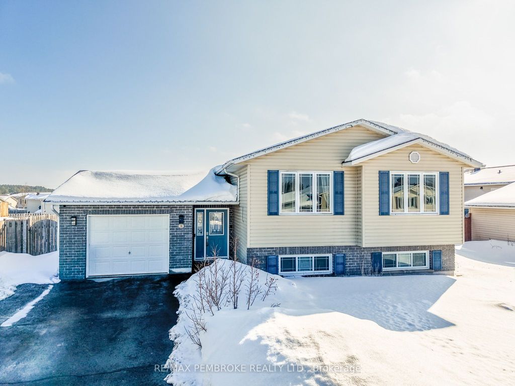 Photo of 18 Morning Star Street, Petawawa, ON K8H 0A1 (MLS # X12800540)