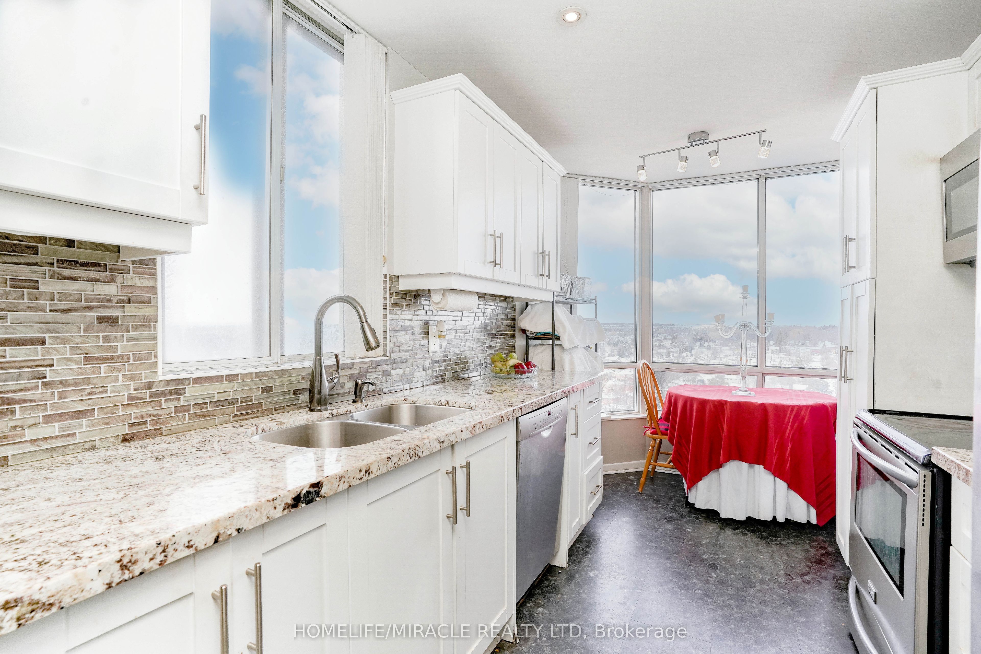 26 Hanover Road 1705