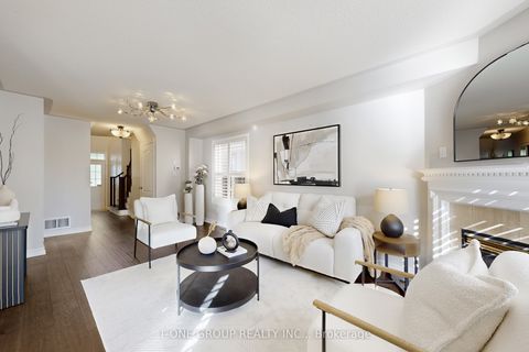 39 Vania Drive Vaughan ON L6A 3X3