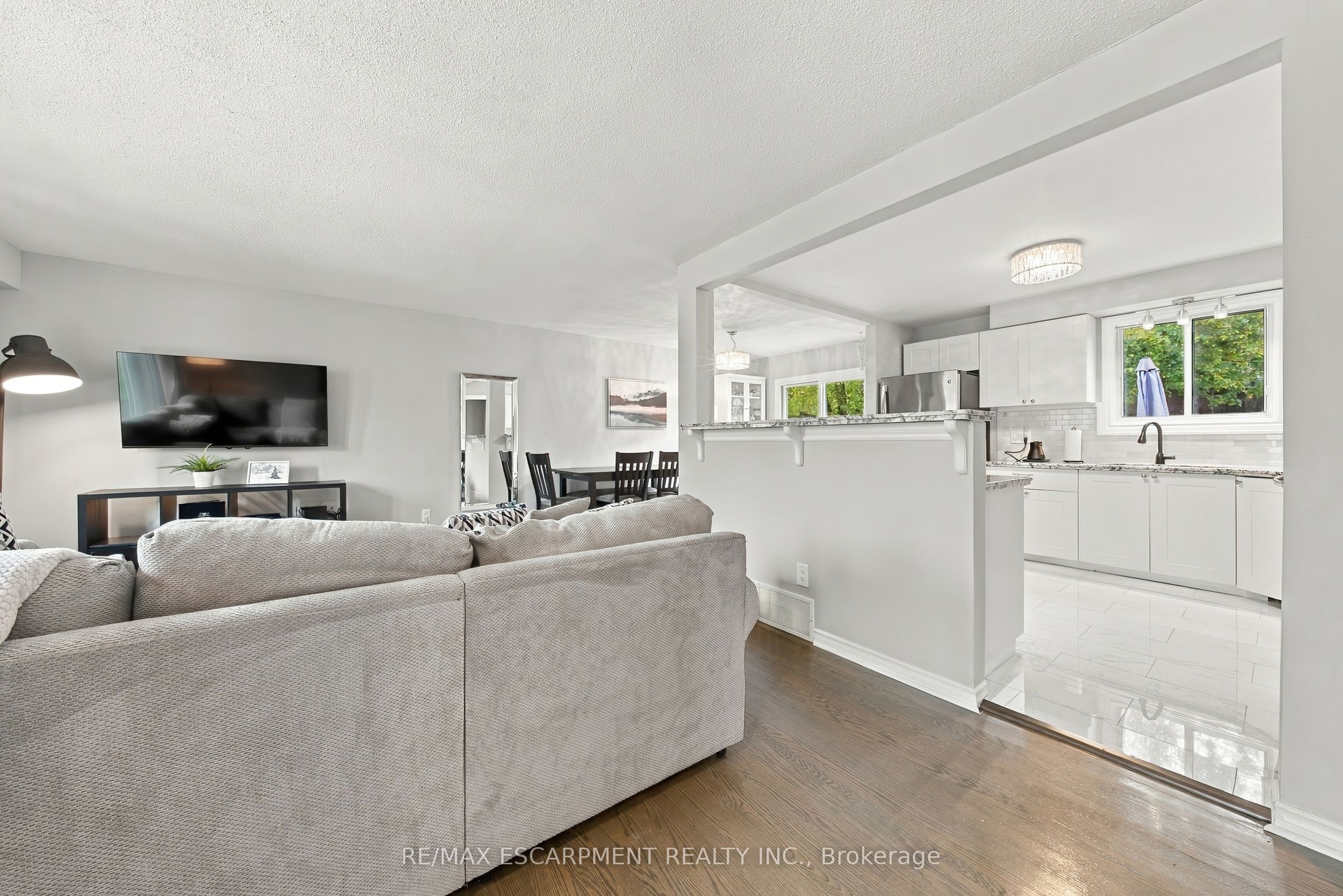 429 Limeridge Road W