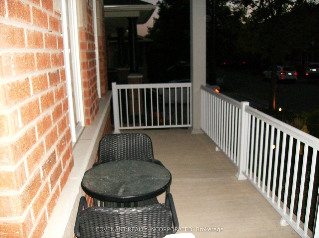 Photo of Vaughan, ON L4H 0N2 (MLS # N12650034)