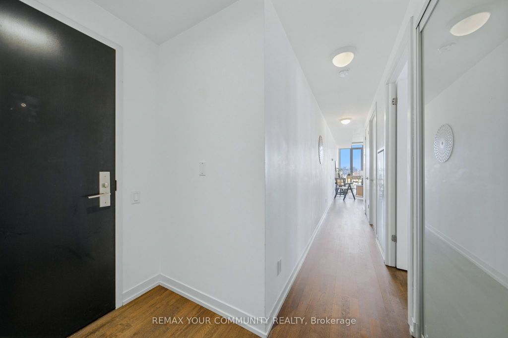Photo of 95 Bathurst Street #1307, Toronto, ON M5V 0H7 (MLS # C13101394)