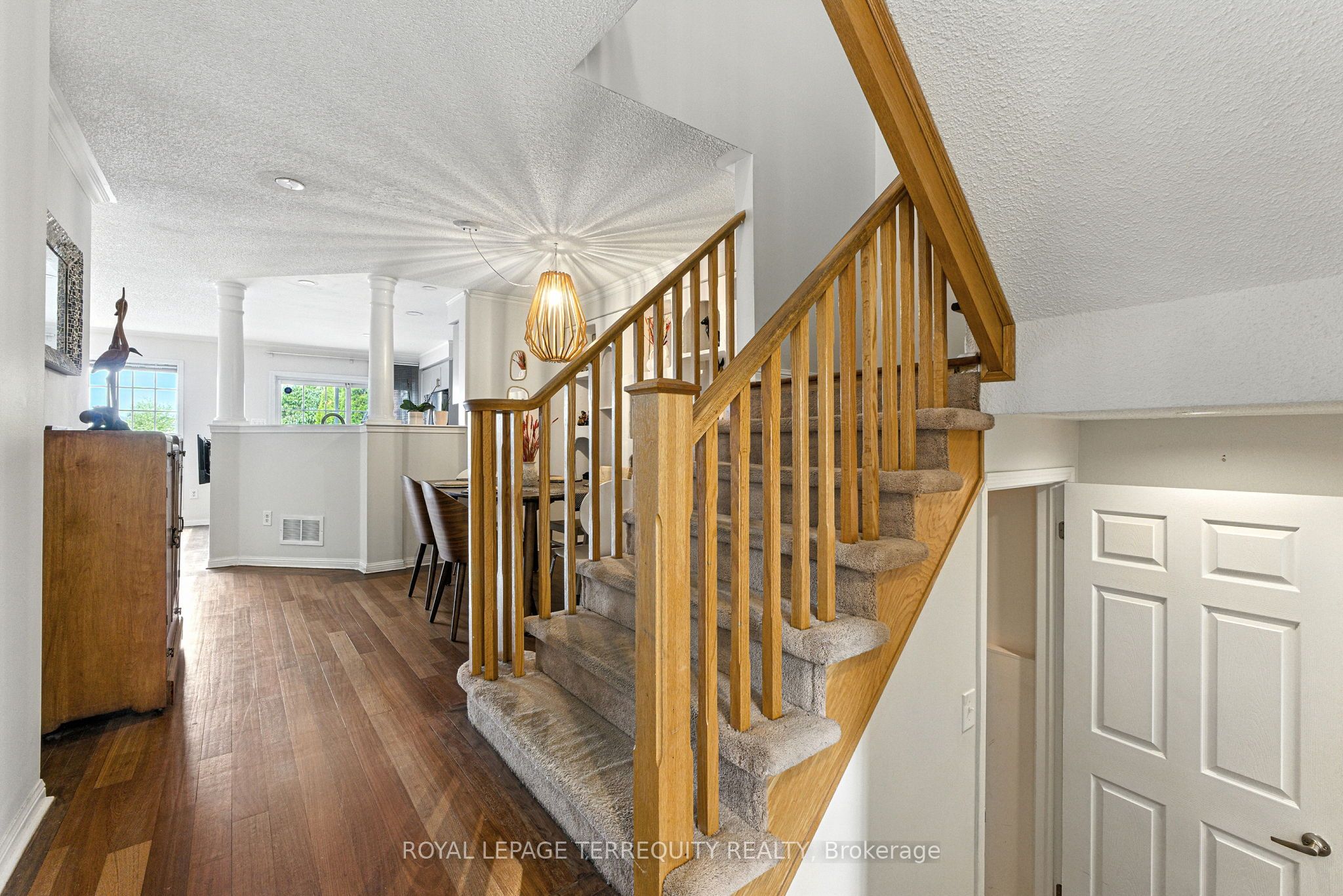 1117 Riddell Crescent