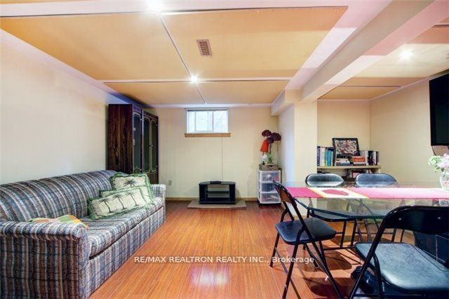 61 Lillooet Crescent Bsmt