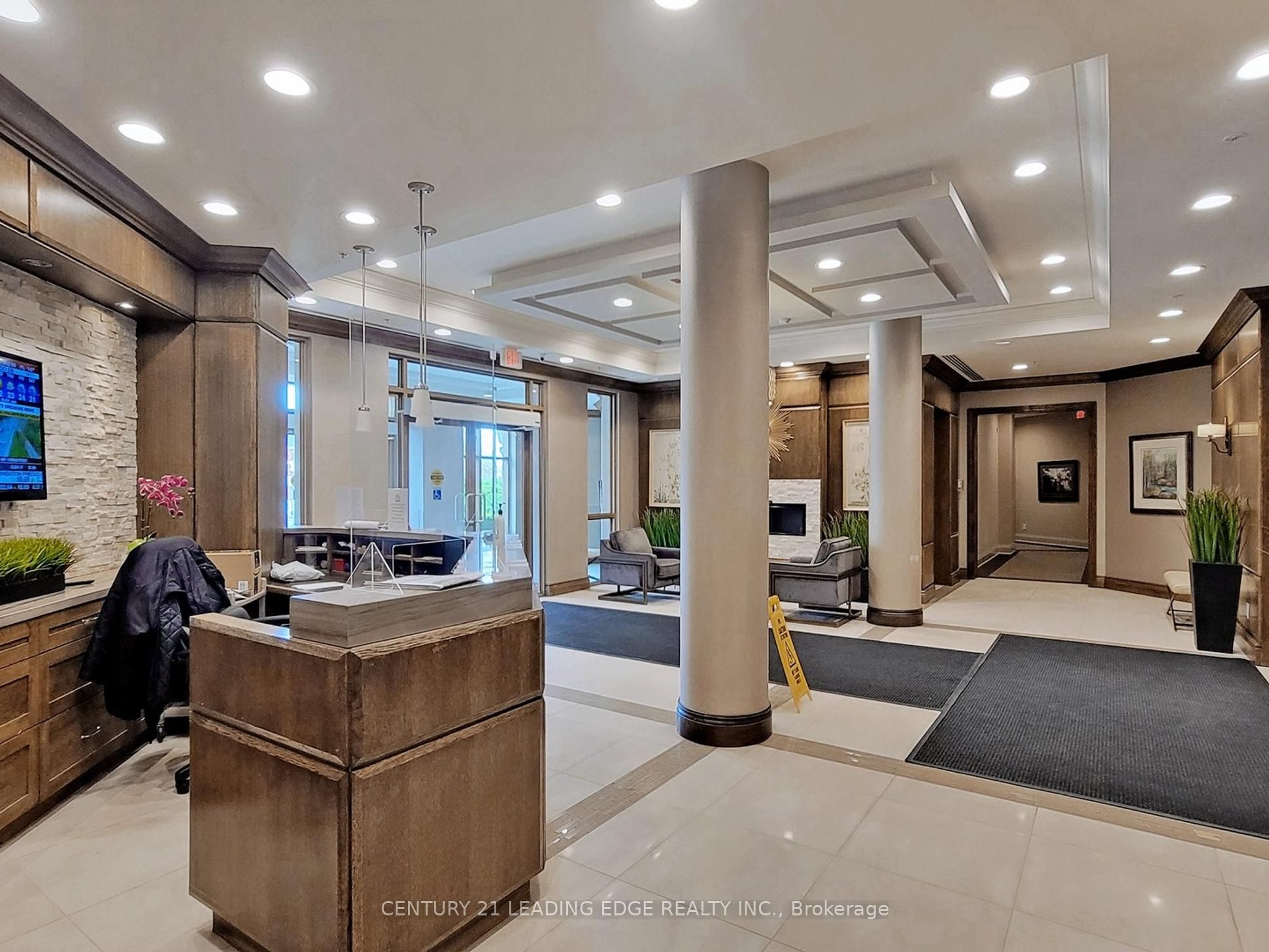 68 Main Street N 232