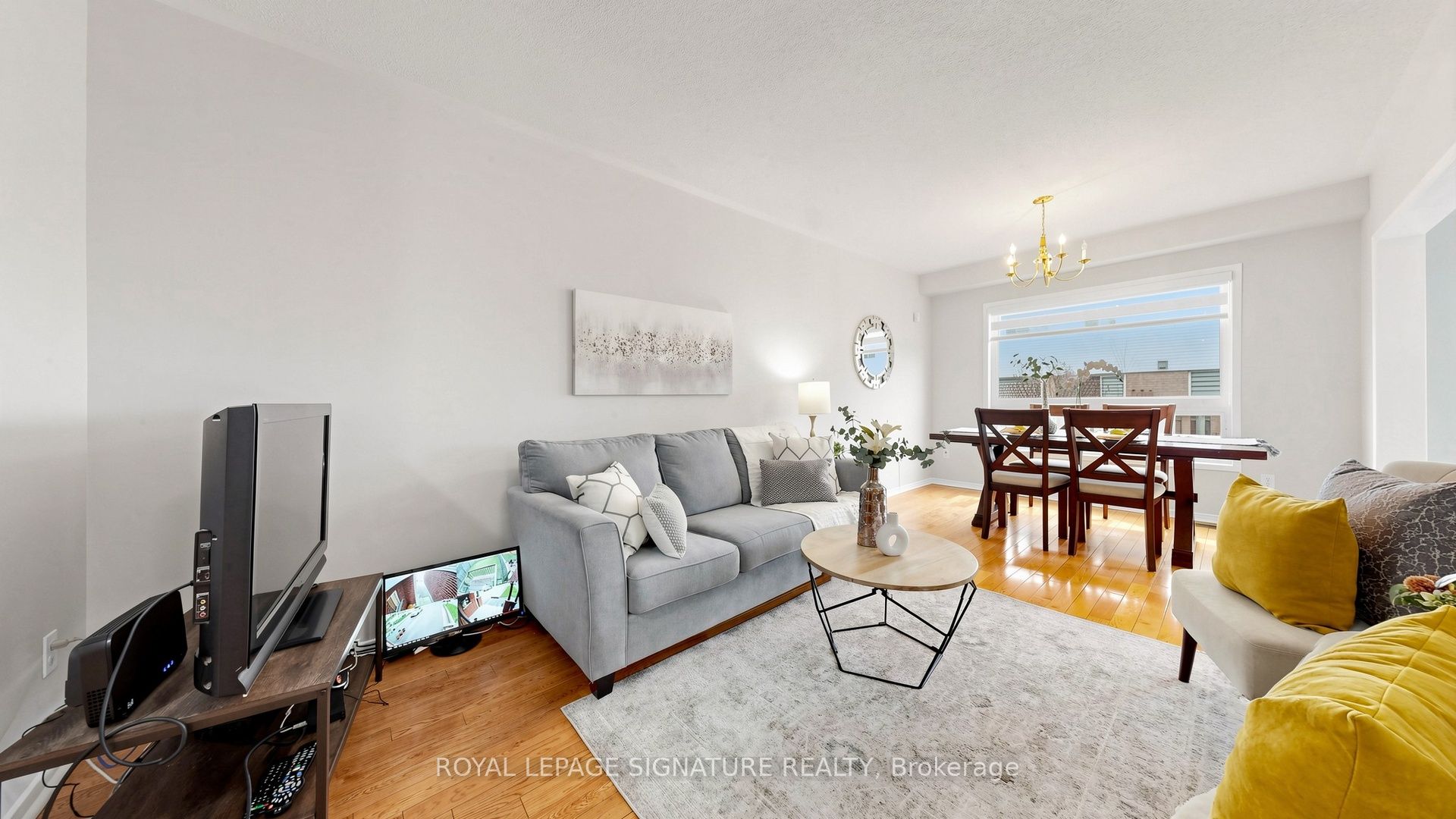 6086 Windfleet Crescent