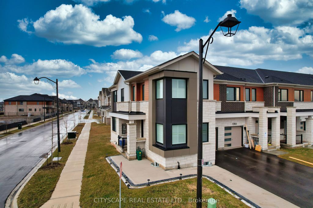 Photo of 1790 Dance Court NW, Milton, ON L9E 2A2 (MLS # W13066498)