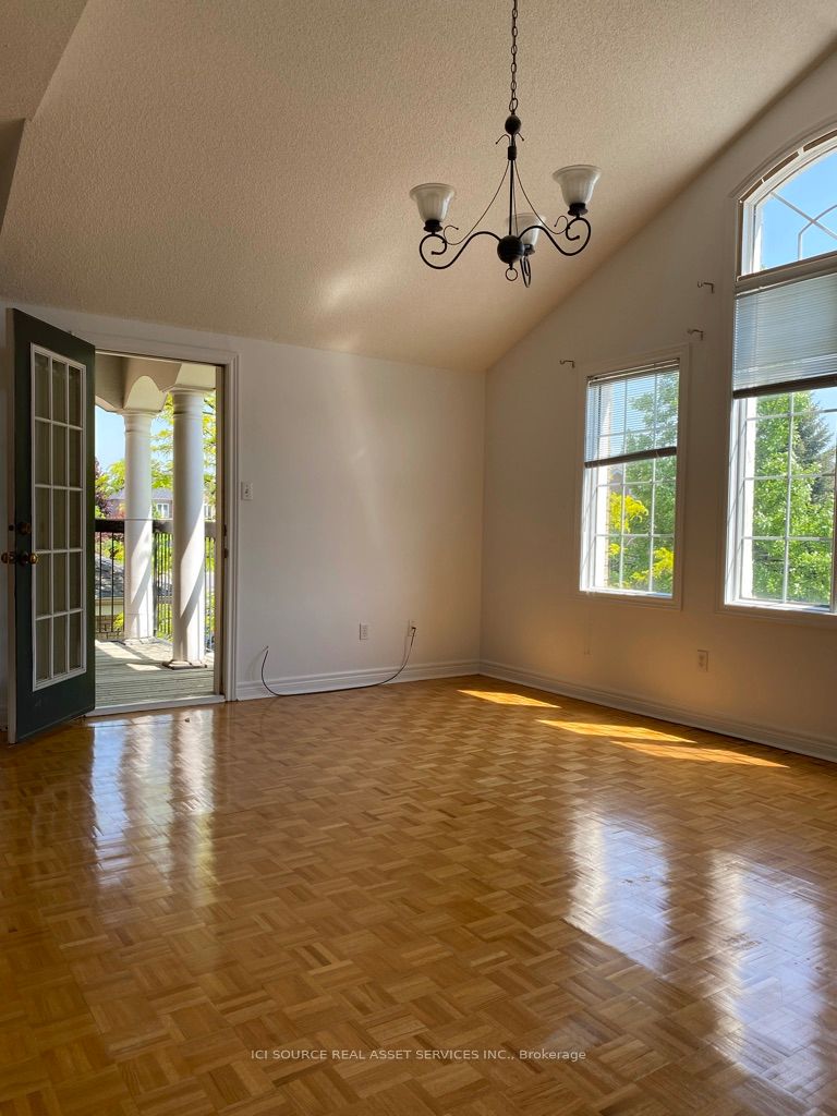 169 Matthew Drive Upper Level