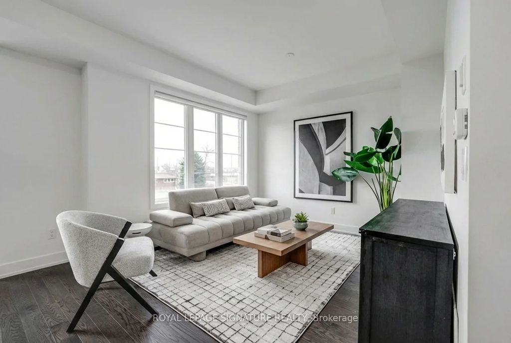 Photo of 10 Sobczak Drive, Whitby, ON L1N 1B3 (MLS # E13093176)