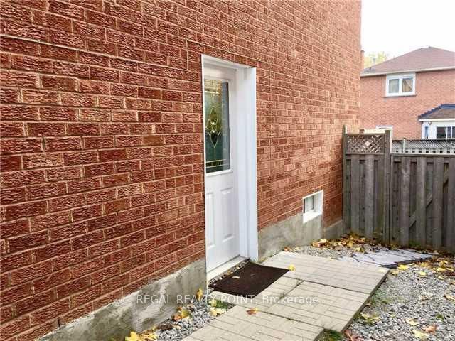 14 Mandel Crescent #basement
