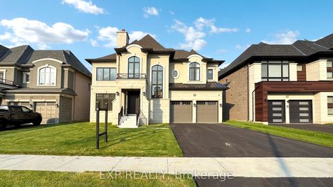Photo of 38 Deanna Court, Vaughan, ON L4H 4X5 (MLS # N12522790)