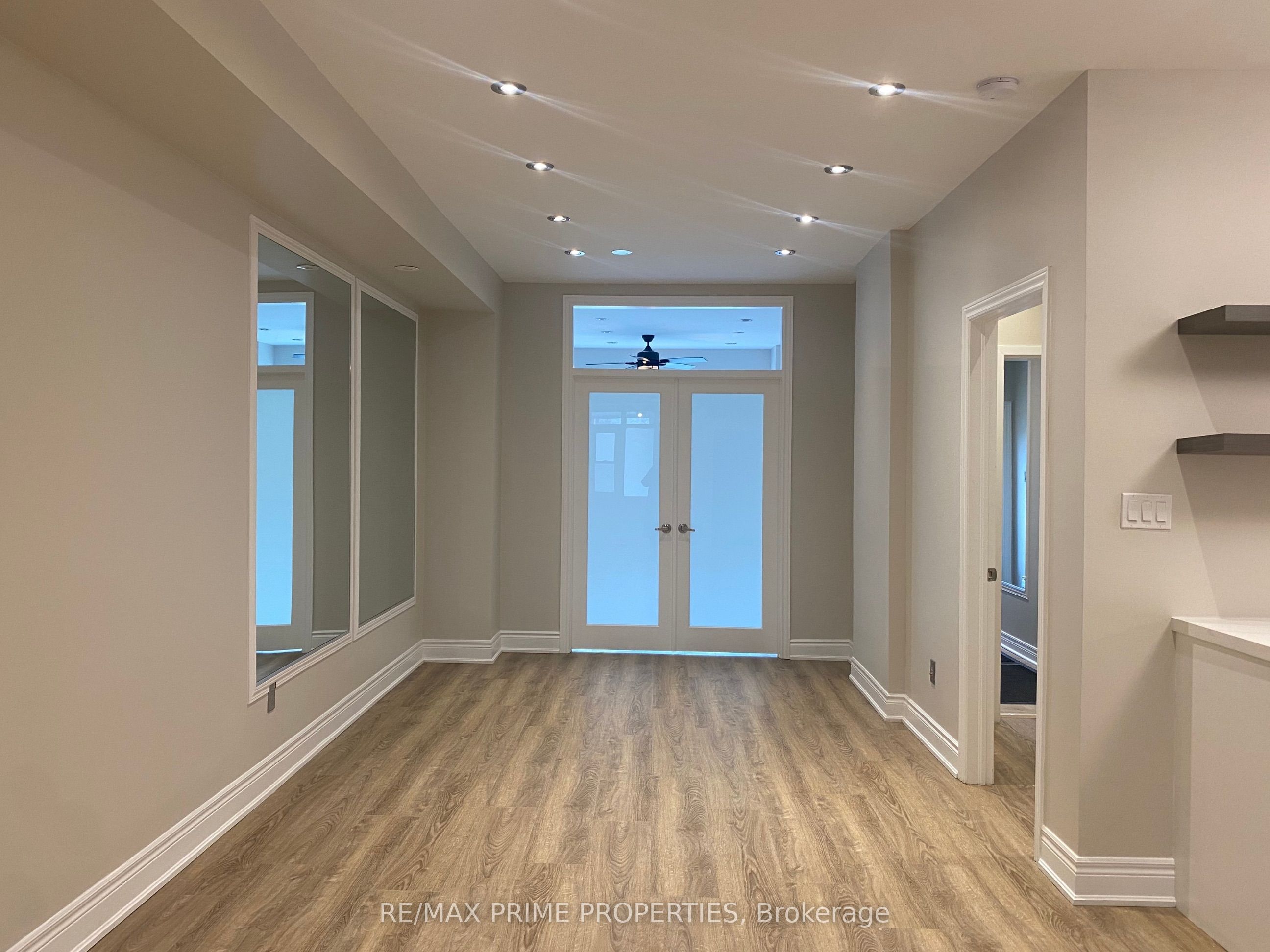 2929 Bur Oak Avenue Main