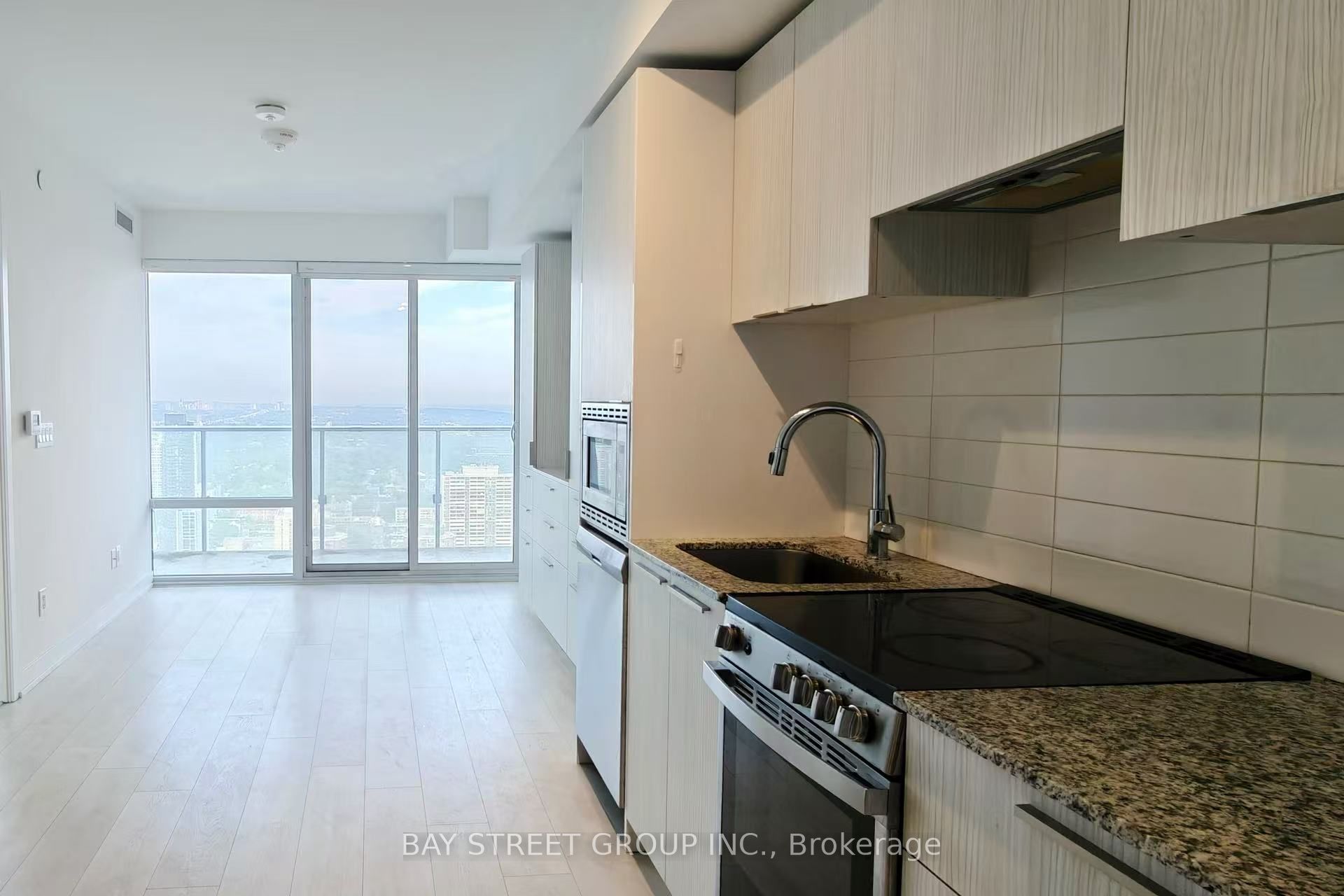 501 Yonge Street 4506