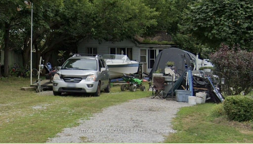Photo of 95 Lake Drive N, Georgina, ON L4P 1A9 (MLS # N13081882)