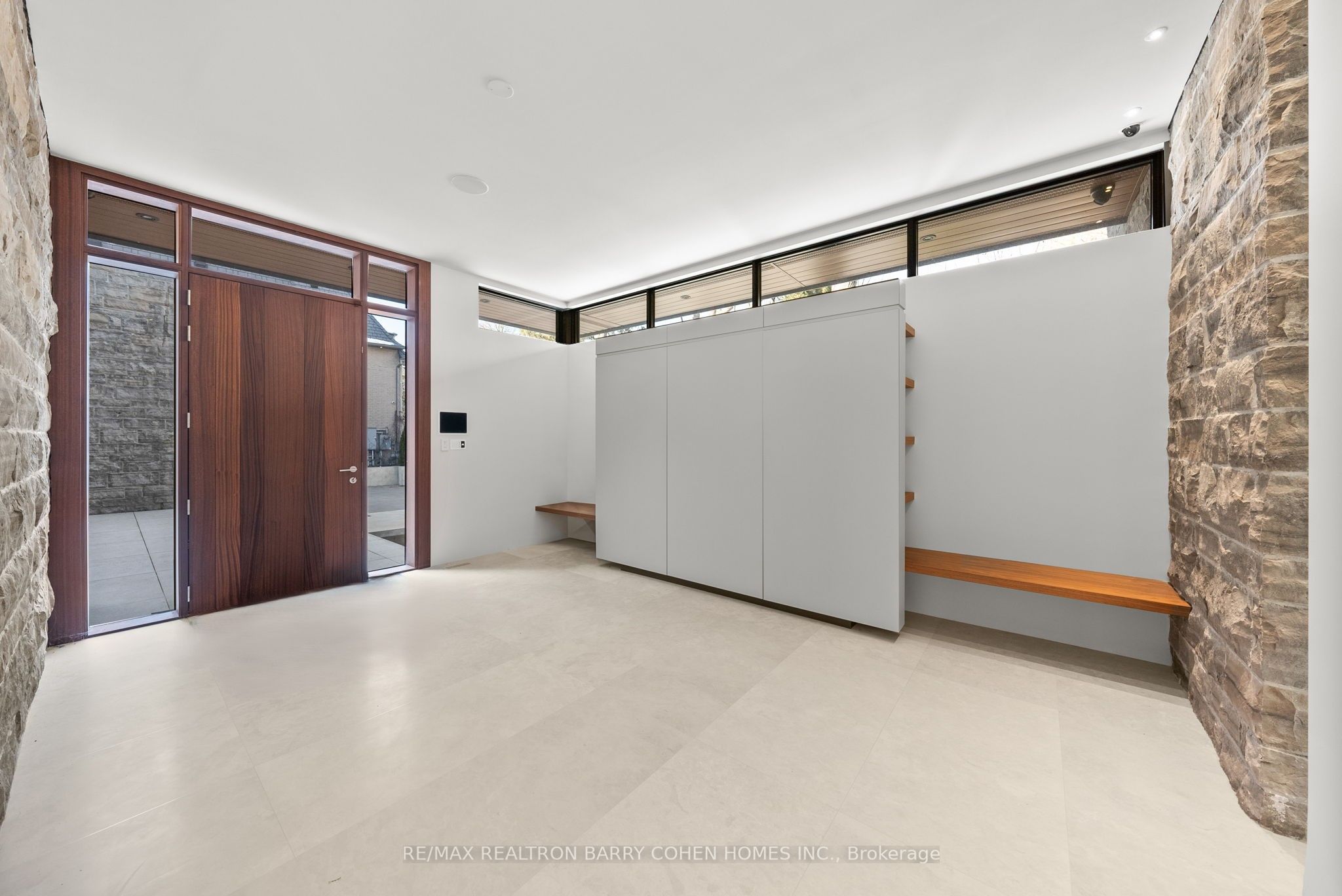 103 Old Colony Road