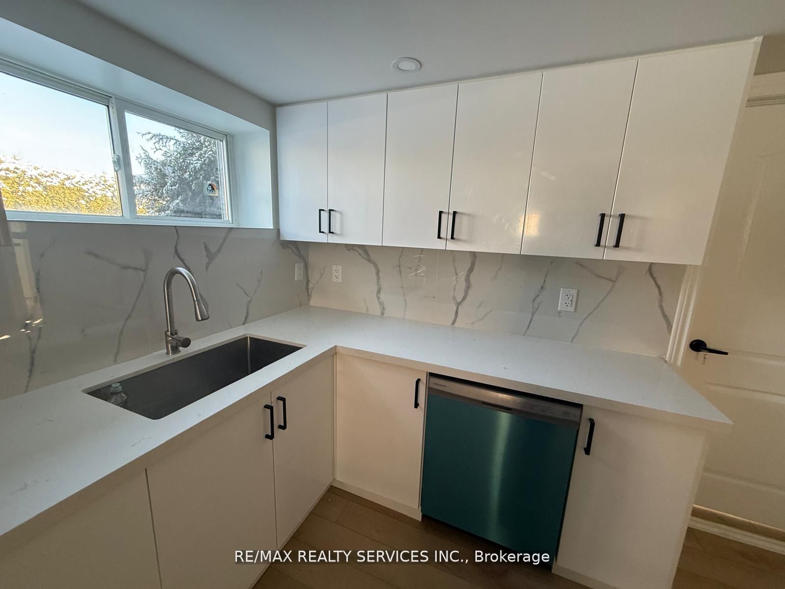 234 Morden Road Bsmt