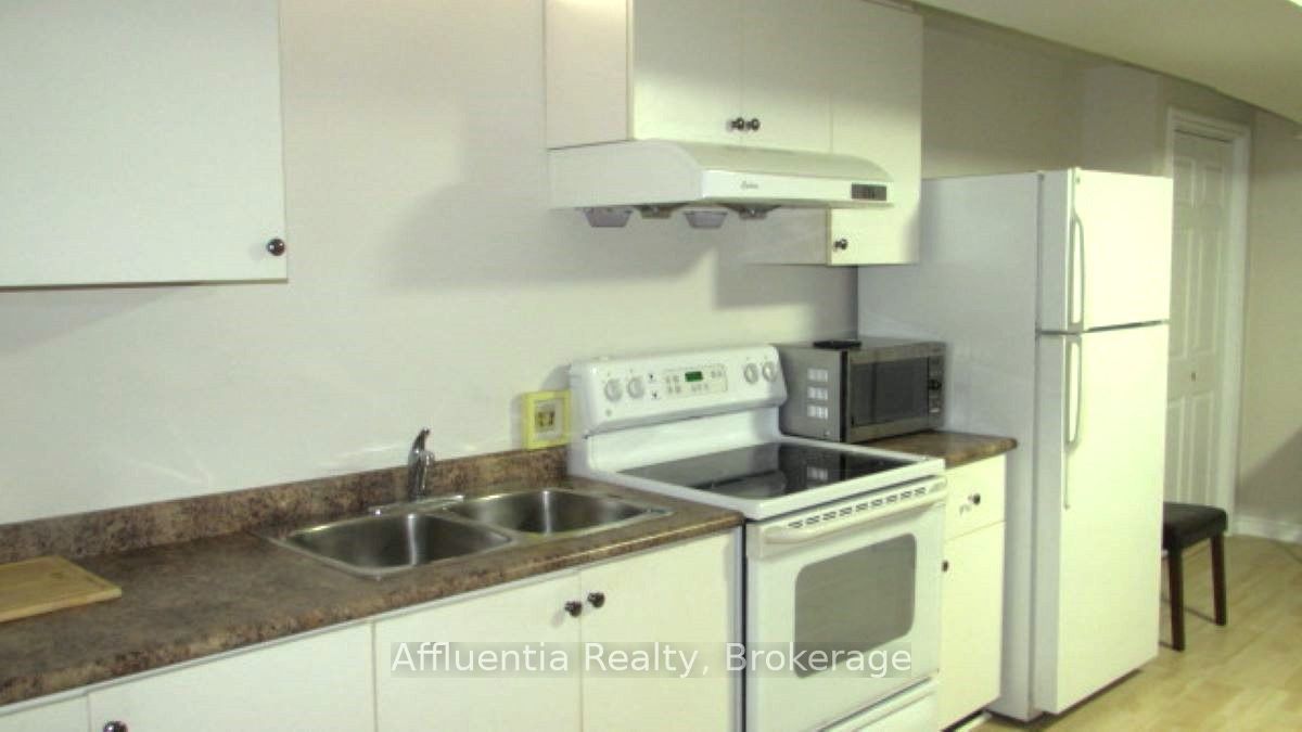 132 Oakborough Drive