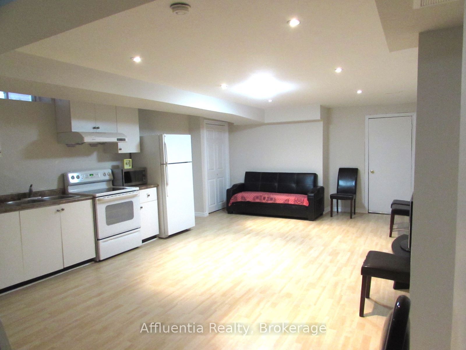 132 Oakborough Drive