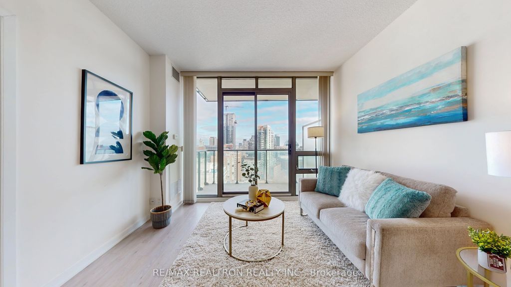 Photo of 33 Lombard Street #1807, Toronto, ON M5C 3H8 (MLS # C12579330)