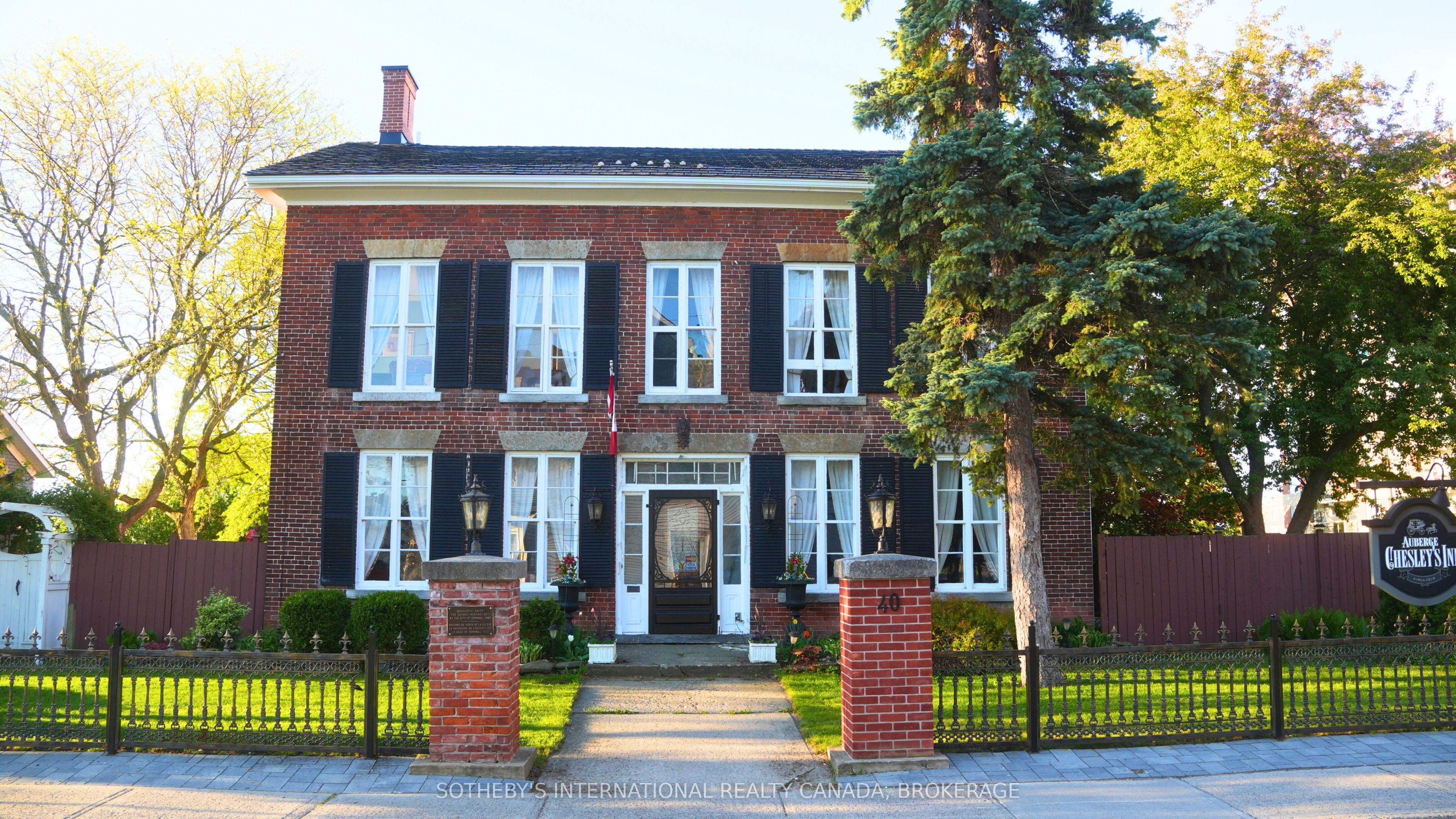 Photo 1 of 43 — 40 First Street W, Cornwall, ON K6J 1B9