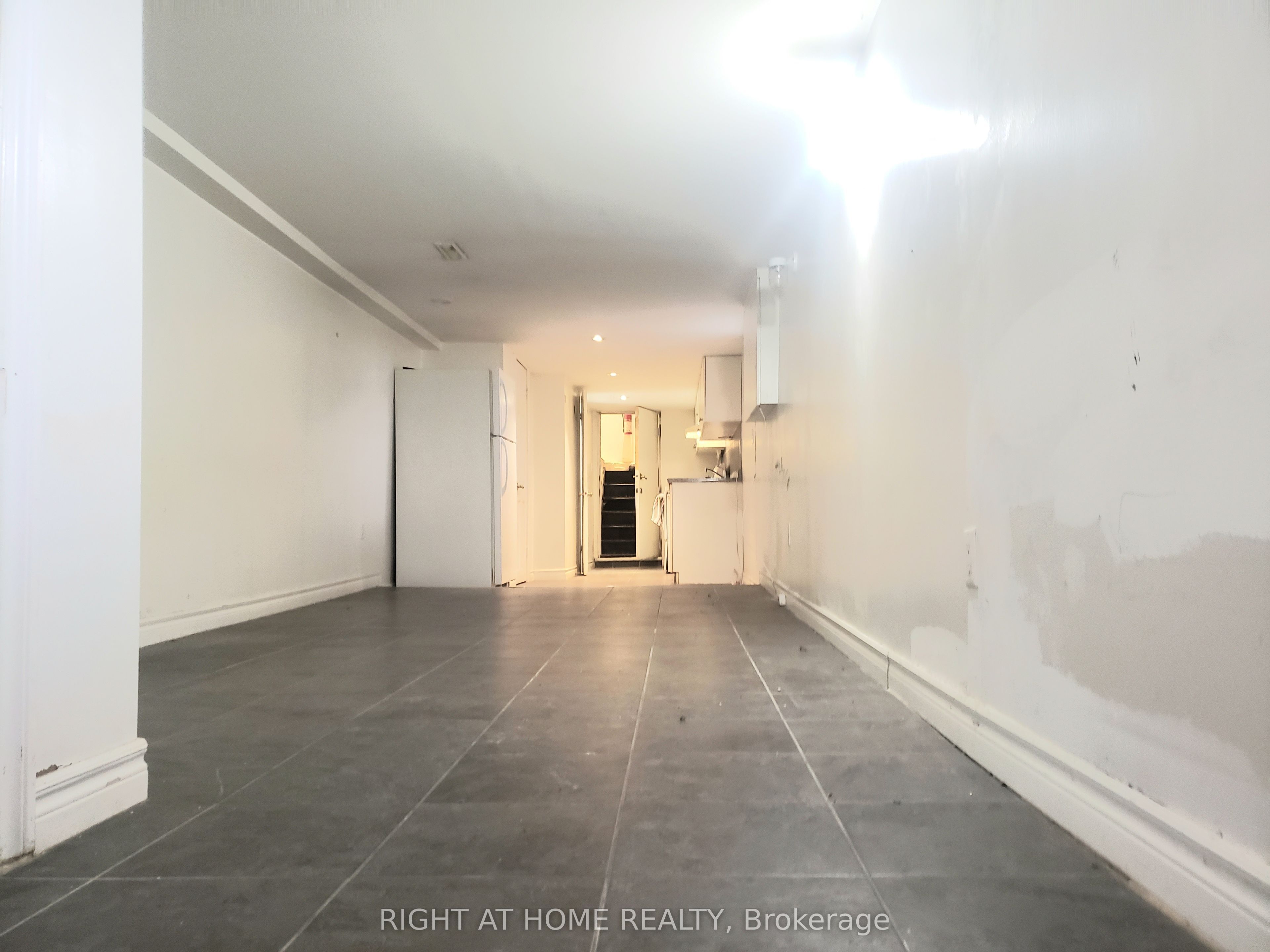 23 Lumbervale Avenue Lower