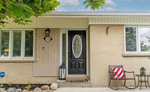Property photo of 920 greenwood crescent, whitby, ON l1n 1c8