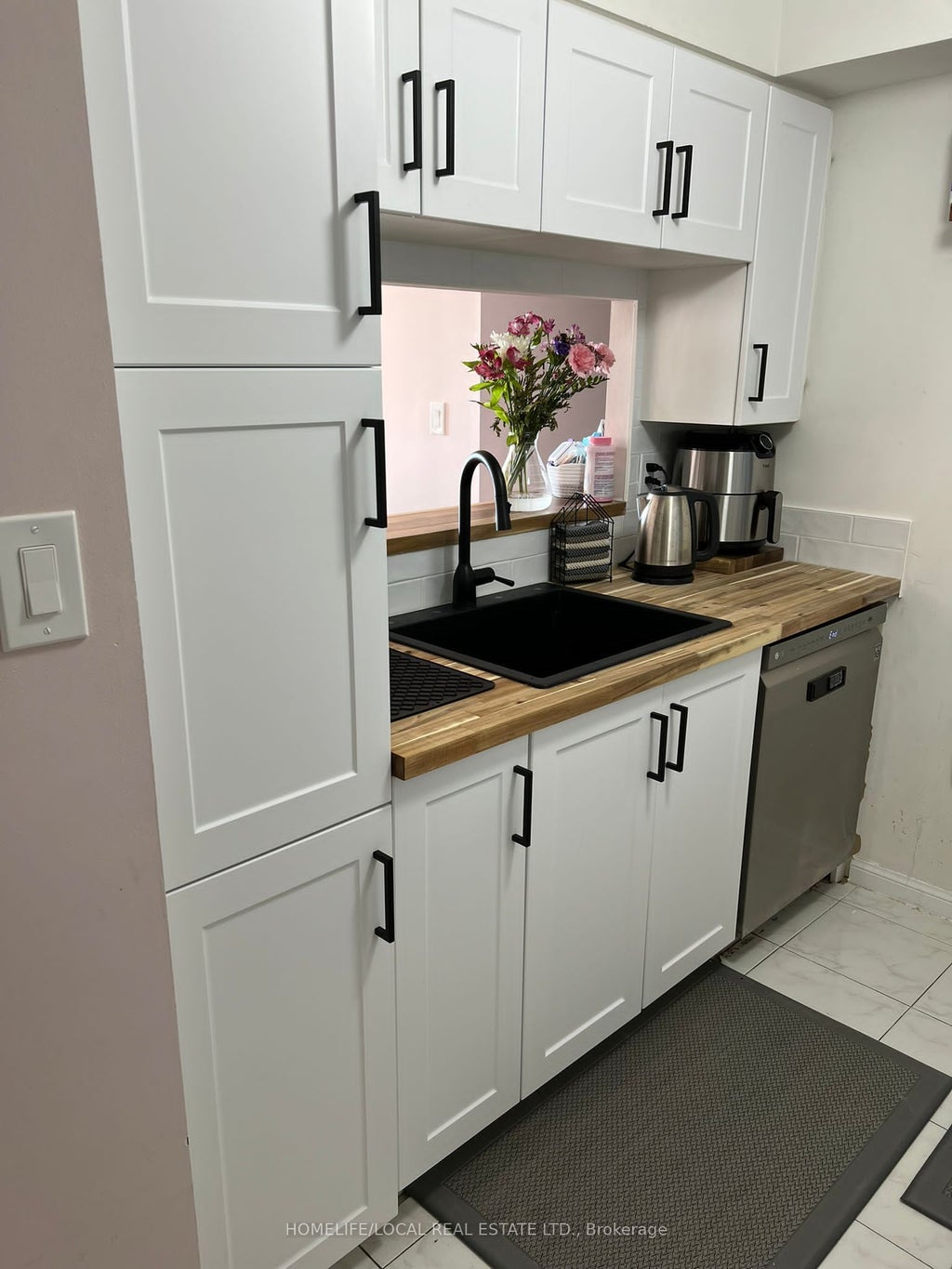 Photo of 3 Hickory Tree Road #1402, Toronto, ON M9N 3W5 (MLS # W13633652)