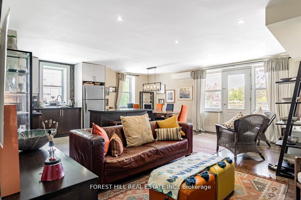 Photo of 2603 Bathurst Street #208, Toronto, ON M6B 2Z6 (MLS # C13143970)